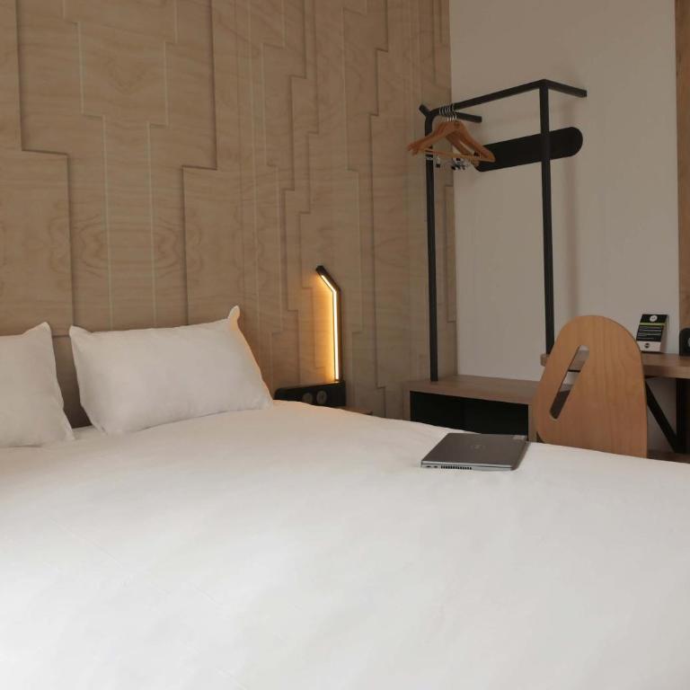 B&B HOTEL Carcassonne Rocadest La Cité - Chambre Double - 4