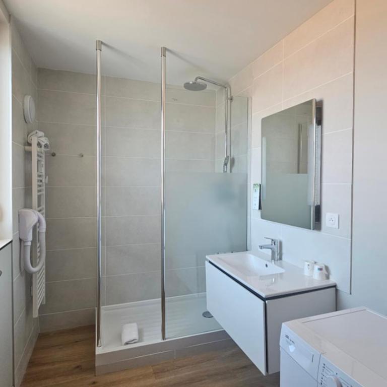Kyriad Anglet - Biarritz - Appartement 3 Chambres - 4