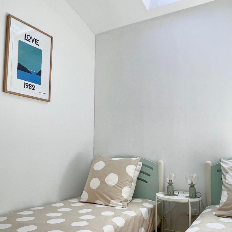 Maison avec jardin, parking et clim à 10 min à pied du Vieux Port - Two-Bedroom House - 4