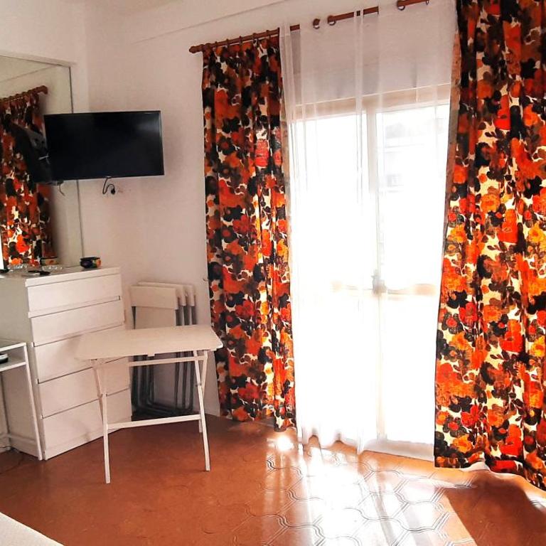 estudio de ensueño a pie de playa en Marbella en el SKOL - Apartamento de 1 dormitorio - 2