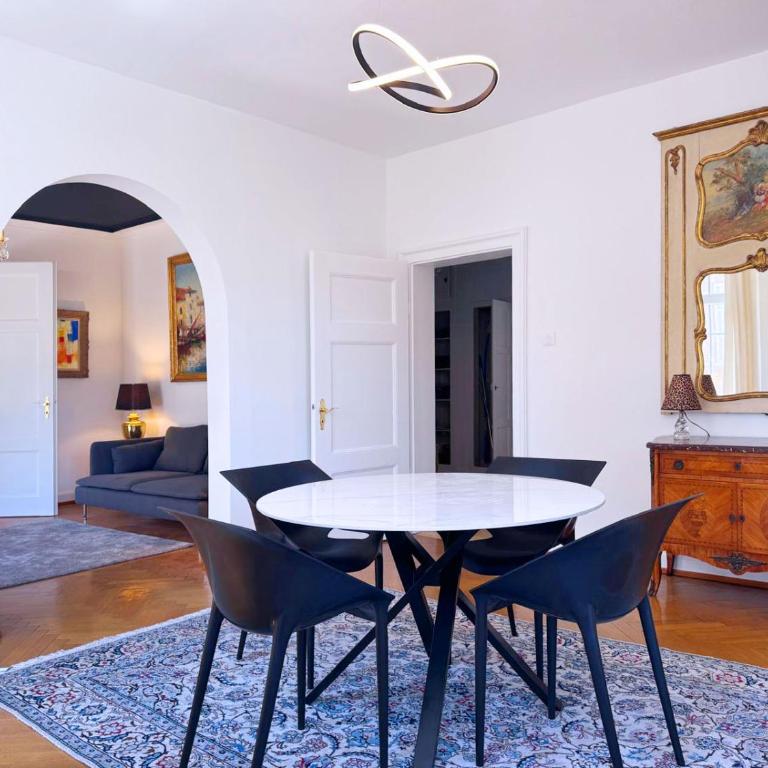Le Boudhors - Appartamento Deluxe con 2 Camere da Letto e Balcone - 11
