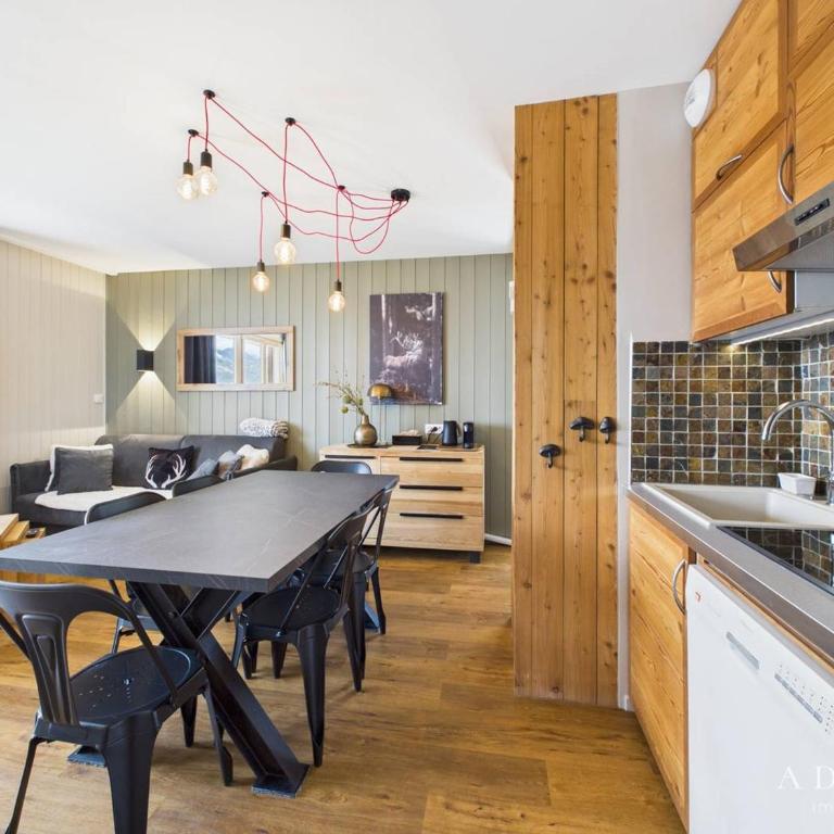 Appartement 2 Pièces Cabine pour 6 Personnes - Skis aux Pieds, Balcons, Parking, WIFI ! - FR-1-398-548 - Appartement (8 Adultes) - 3