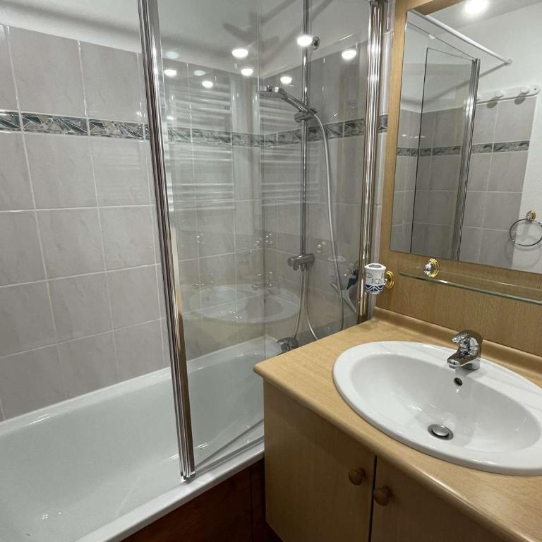 Charmant T2 cabine avec parking à Praz-sur-Arly - 4 pers - Appartement 1 Chambre - 14