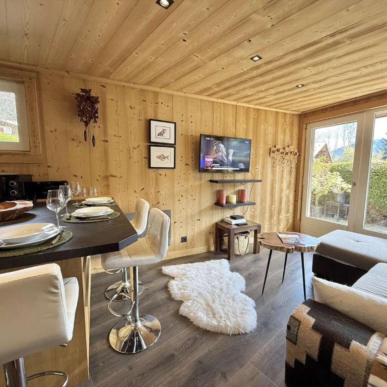 Studio Cabine à Praz-sur-Arly, 4 pers, proche pistes et village, parking et extérieur privé - Appartement 1 Chambre - 8