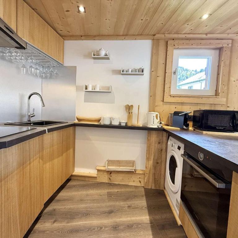 Studio Cabine à Praz-sur-Arly, 4 pers, proche pistes et village, parking et extérieur privé - Appartement 1 Chambre - 14