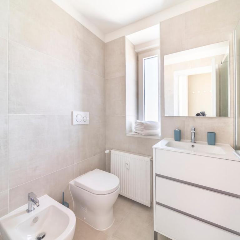 Luminosissimo Attico con Vista Panoramica su Udine - Appartamento con 1 Camera da Letto - 3