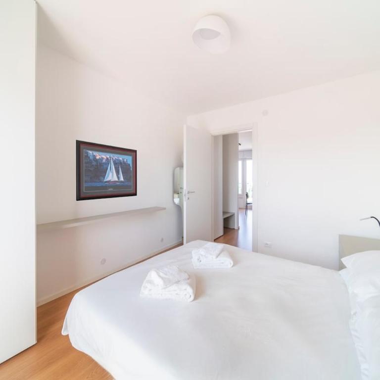 Luminosissimo Attico con Vista Panoramica su Udine - Appartamento con 1 Camera da Letto - 8