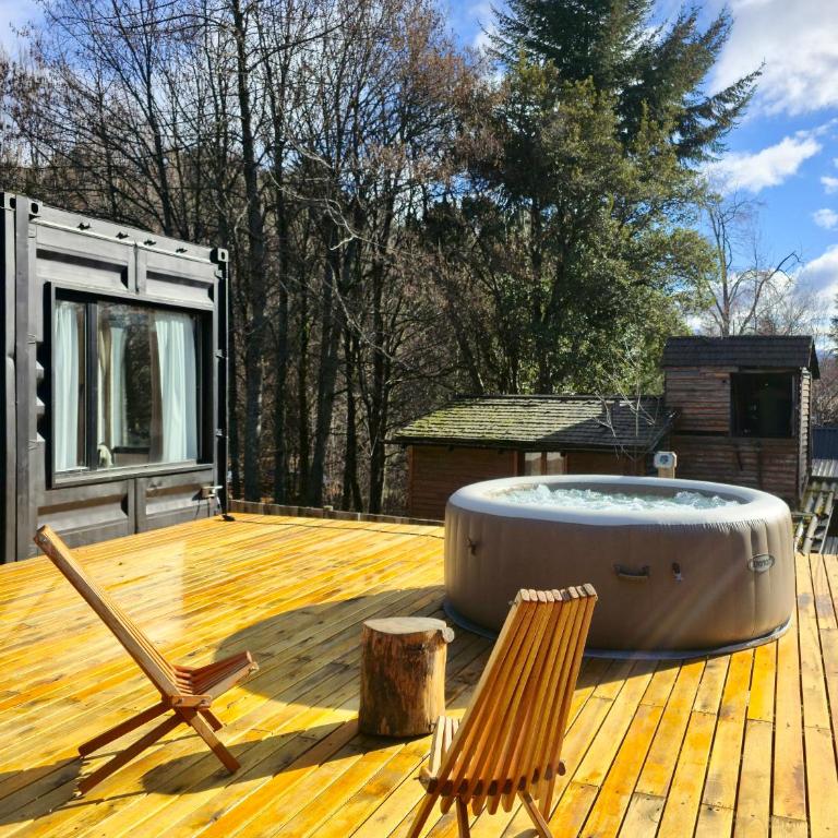 Casa Contenedor de Diseño con Jacuzzi en el Bosque - Casa de 2 dormitorios - 2