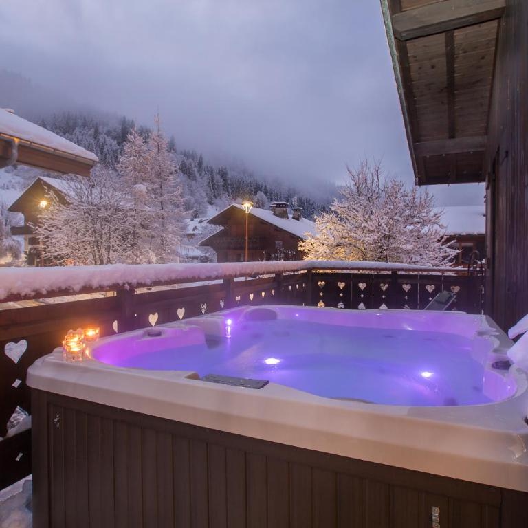 Simply Morzine - Chalet Coeur de Morzine - Superior Chalet - 2