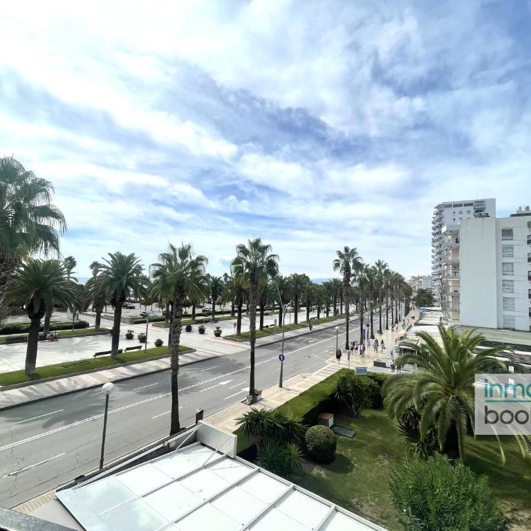 Sun Beach Sicilia Salou, en primera línea de mar - Apartamento con vistas al mar - 2