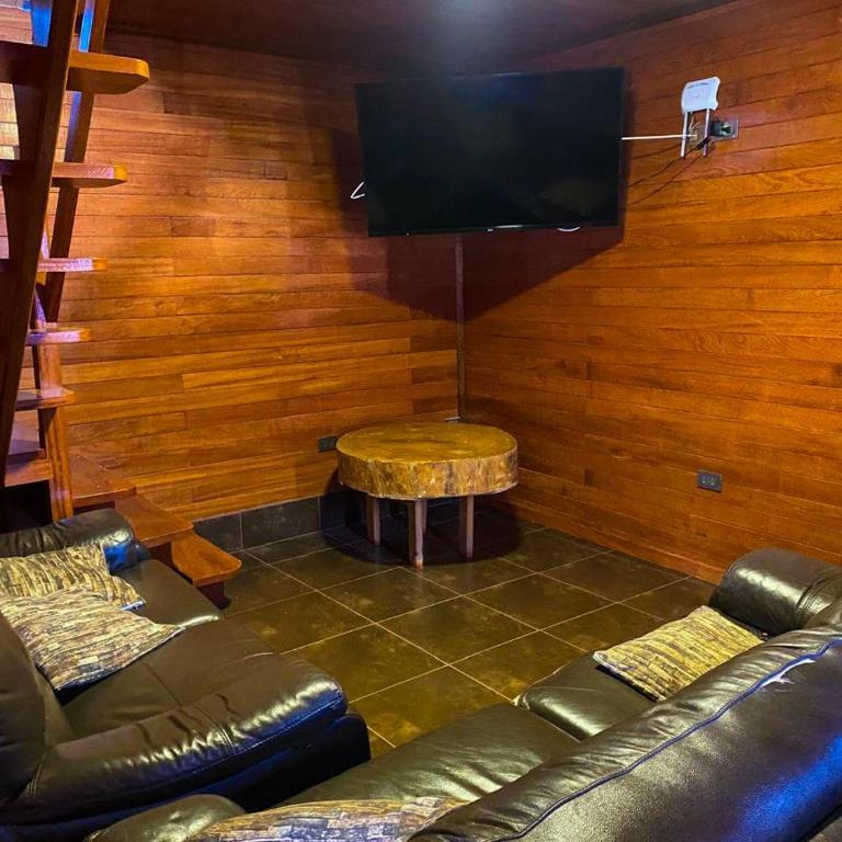 Casa Real - Oxapampa BnB - Habitación Cuádruple con baño privado - 7