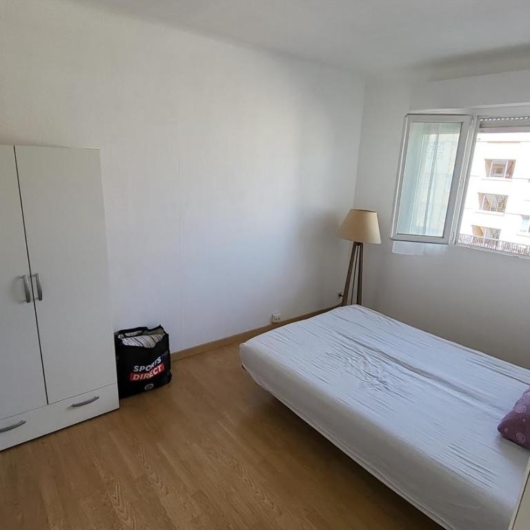 T4 bien situé pour vacances - Appartement 3 Chambres - 7