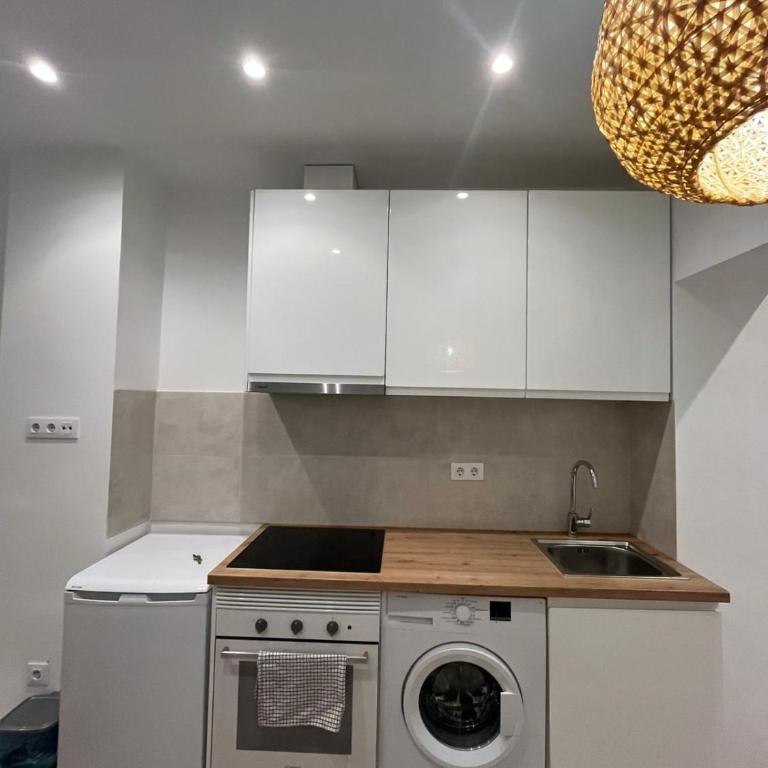 QGO13Ib Estudio Chamberi metro Bilbao - One-Bedroom Apartment - 4