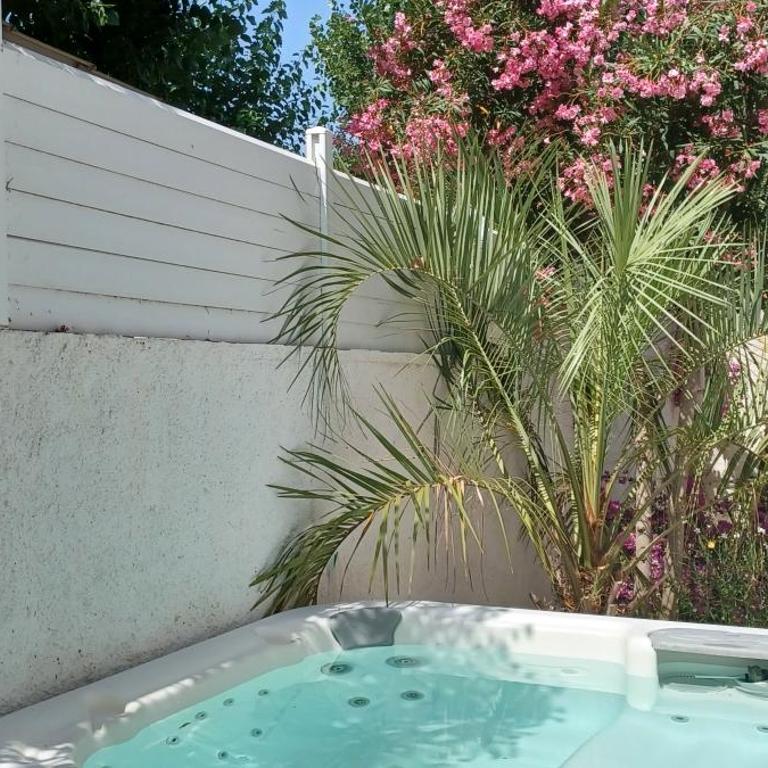 Appartement avec jardin et spa - One-Bedroom Apartment - 8