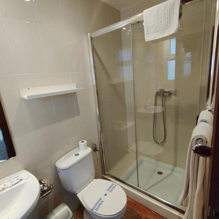 Hostal San Cayetano - Habitación Doble - 1 o 2 camas - 10