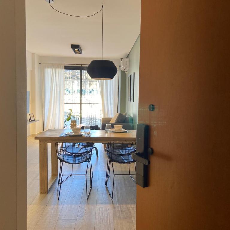 Authentic BA - One-Bedroom Apartment - 11