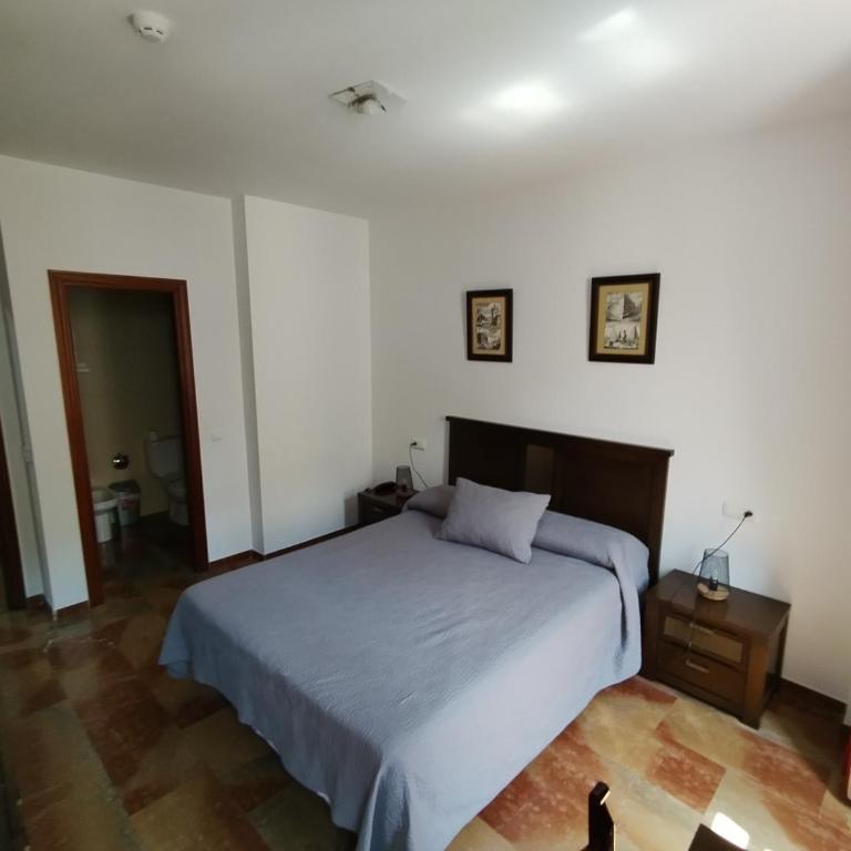 Hostal San Cayetano - Habitación Doble Deluxe exterior - 8