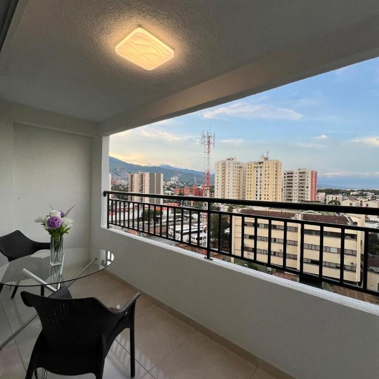 Norte cali Apartmento celeste - Apartamento de 2 dormitorios - 64