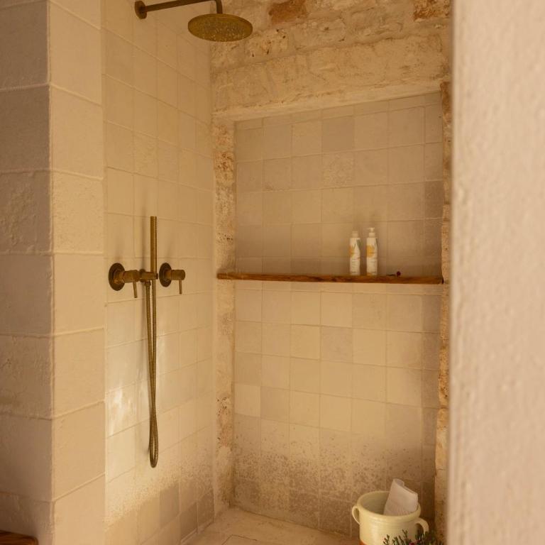Masseria Tarsia Morisco - Suite Deluxe con Vasca Idromassaggio - 3