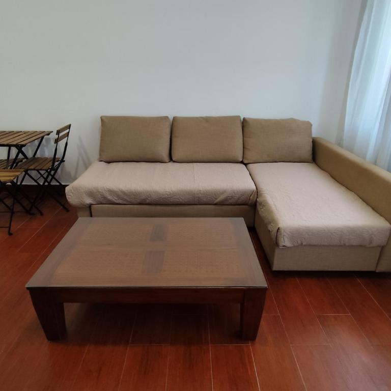 Almona Puente de Barcas - Kainga Homes - Studio with Balcony - 4