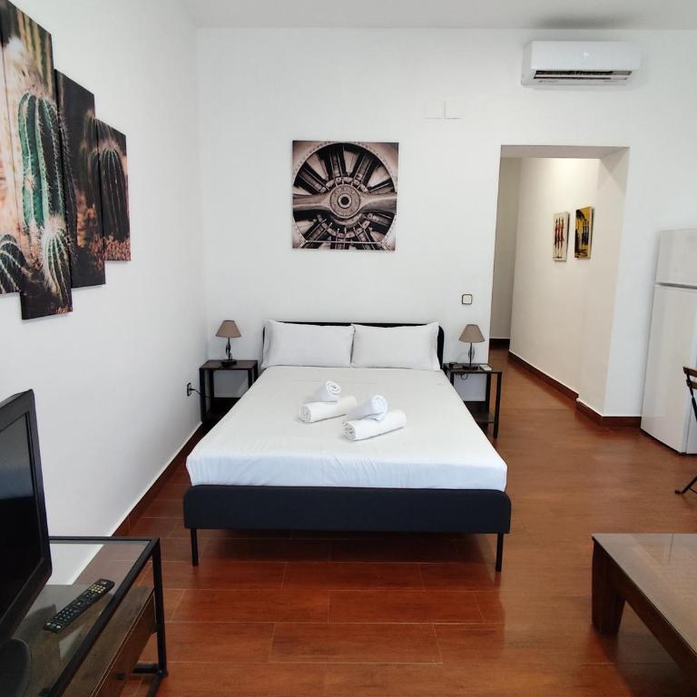 Almona Puente de Barcas - Kainga Homes - Studio with Balcony - 7