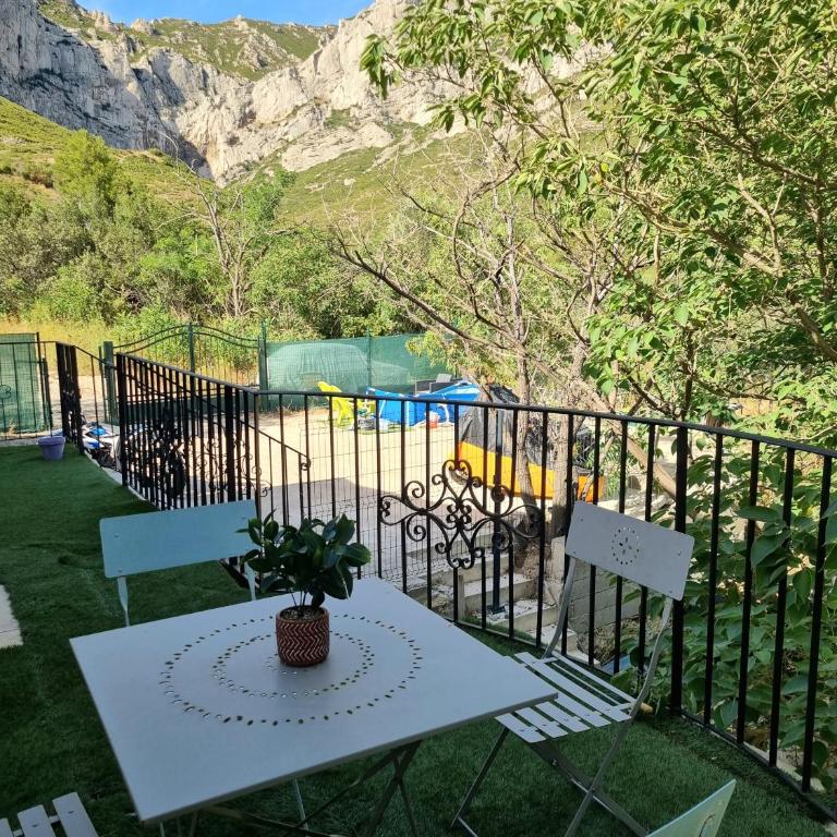 Appartement T2 55M2 Parc des calanques 15 Min Stade Vélodrome - One-Bedroom Apartment - 1