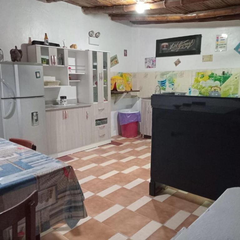 ALOJAMIENTO M&S Camaná - Five-Bedroom House - 2
