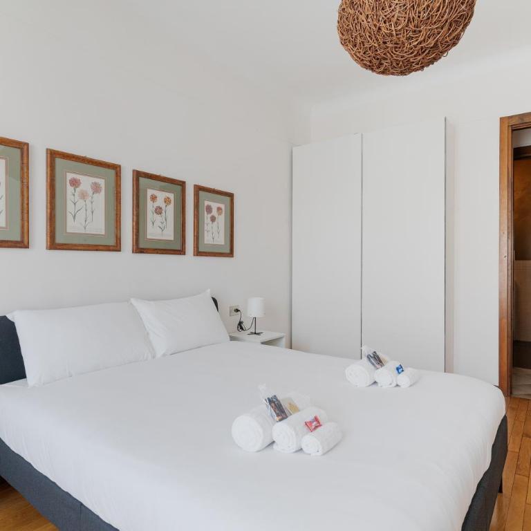 Pagano - Salutati - Ampio e Luminoso Trilocale - Appartamento con 2 Camere da Letto e Balcone - 20