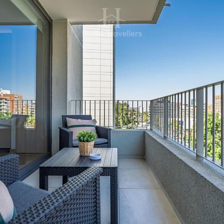 HT A pasos Alto Las Condes con Estacionamiento - Apartamento - 3