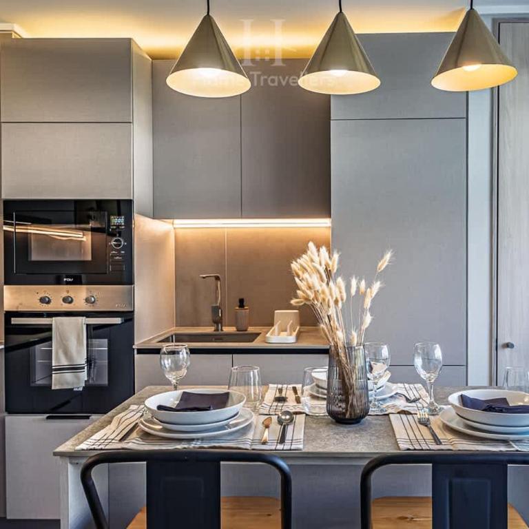 HT A pasos Alto Las Condes con Estacionamiento - Apartamento - 4