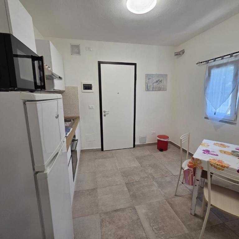 Appartamento Morelli Beach - Via Lago di Misurina - Appartamento con 1 Camera da Letto e con Giardino - 6