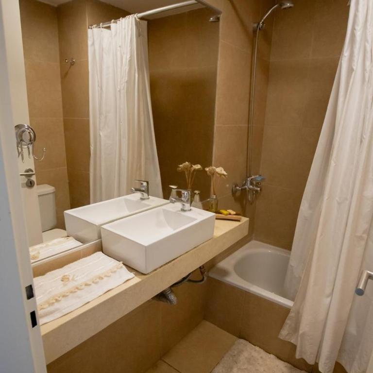 La Gringa - Home - One-Bedroom Apartment - 17