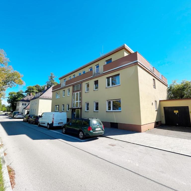 Tolle, geräumige Wohnung in ausgezeichneter Lage - Apartment mit 2 Schlafzimmern - 14