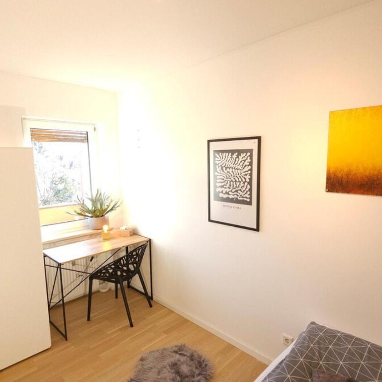 Tolle, geräumige Wohnung in ausgezeichneter Lage - Apartment mit 2 Schlafzimmern - 6