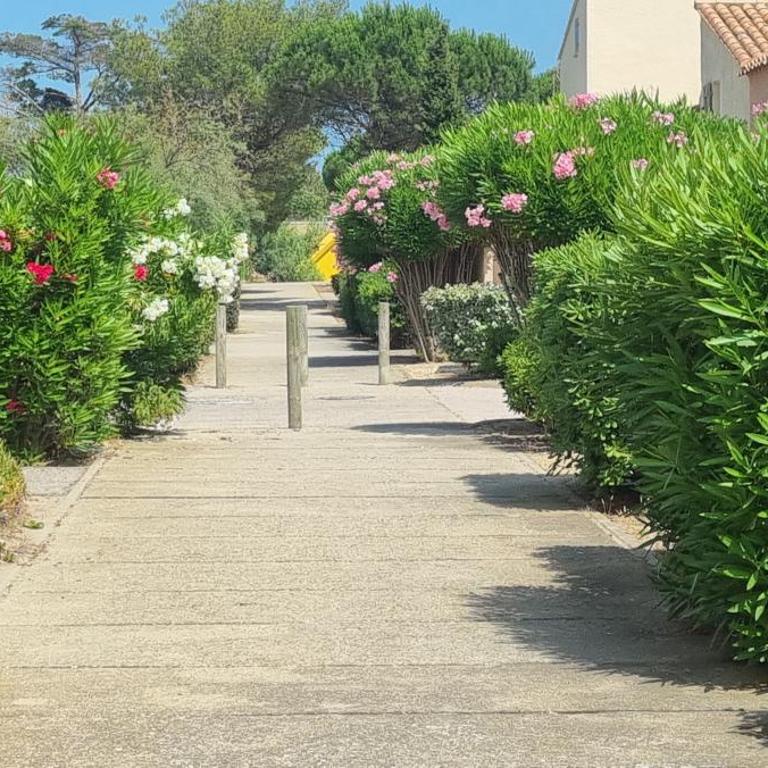 BORD DE MER, 5 min à pied de la plage, WIFI, TRES JOLI APPARTEMENT MAISONNETTE 4 COUCHAGES, - Appartamento con 1 Camera da Letto - 29