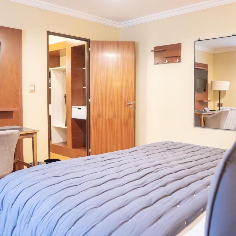 Hotel Cap Polonio - Quadruple Room - 10