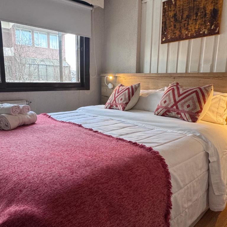 Rolando Beds - Double or Twin Room - 2