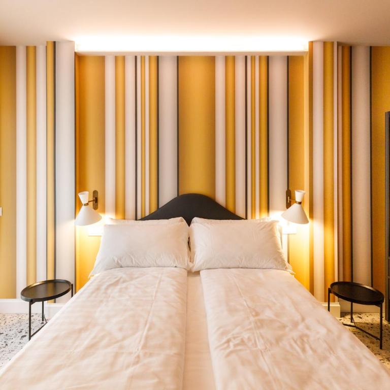 Casa Colombo Apartments - One-Bedroom Apartment - 6