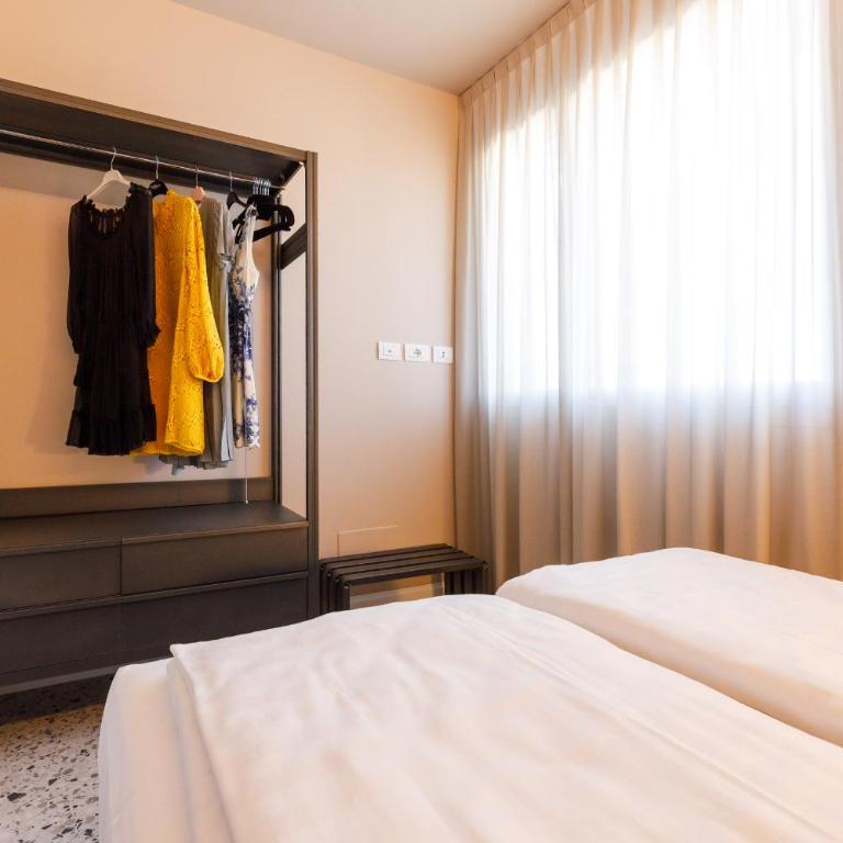 Casa Colombo Apartments - Two-Bedroom Apartment - 12