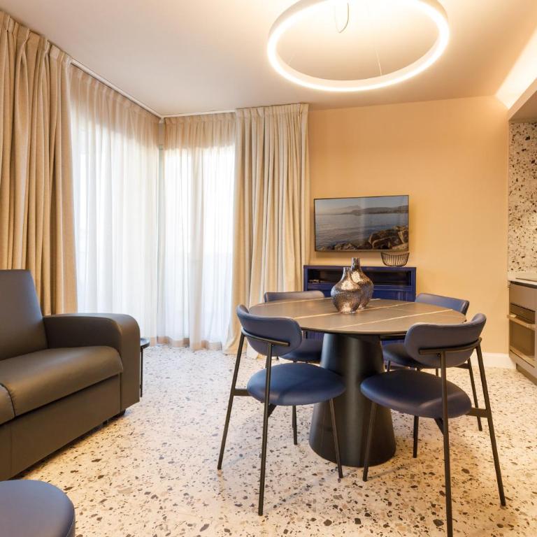Casa Colombo Apartments - Two-Bedroom Apartment - 13
