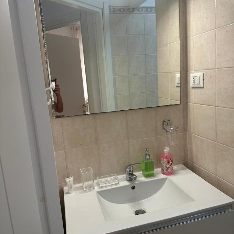 La Spezia center convenient stay - One-Bedroom Apartment - 11