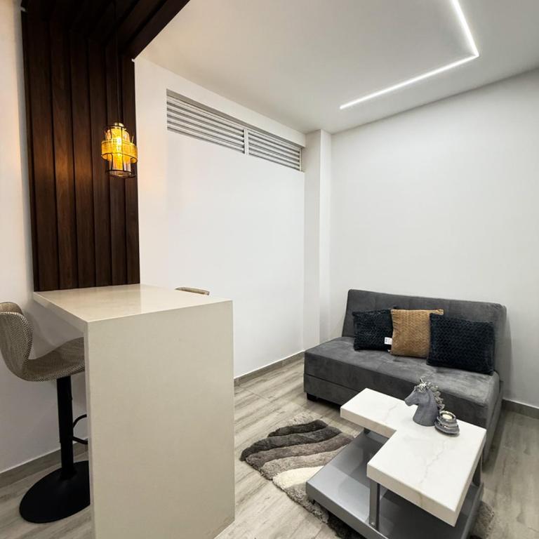 La Marthina Capri - Estudio Estándar - 13