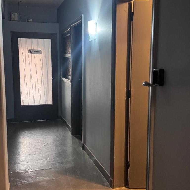 Rolando Beds - Family Room with Private Bathroom - 7