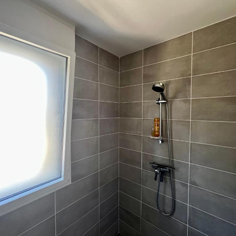 Maison Moderne à Concarneau, à 50 m de la Plage - Maison 2 Chambres - 12