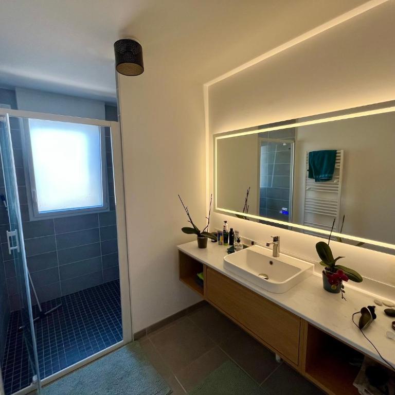 Maison Moderne à Concarneau, à 50 m de la Plage - Maison 2 Chambres - 11
