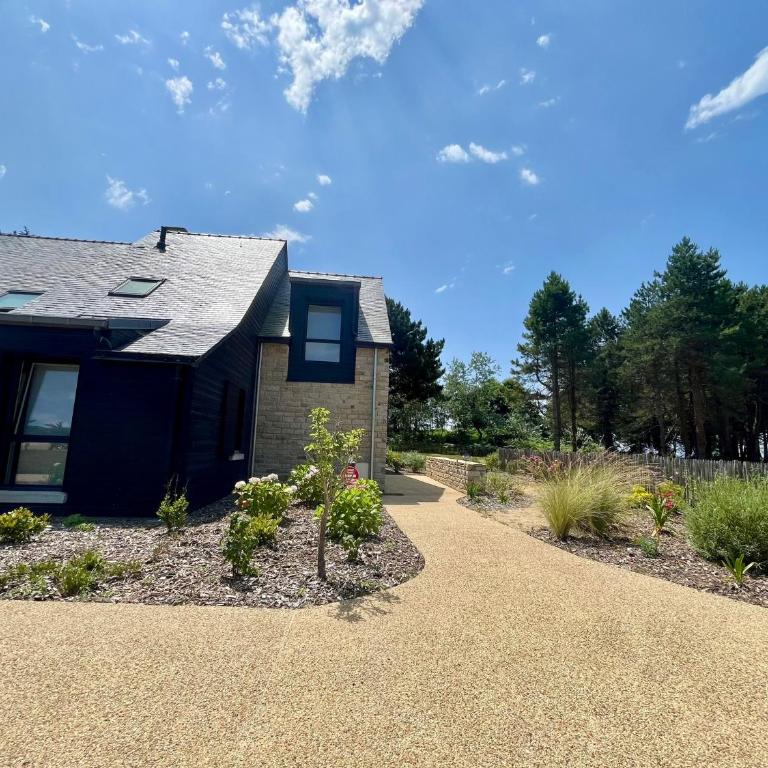 Maison Moderne à Concarneau, à 50 m de la Plage - Maison 2 Chambres - 16