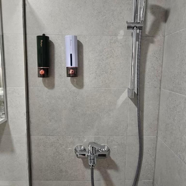 Jetsetters Corner Near Airport - Standard Apartment - 7