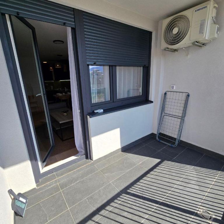 Jetsetters Corner Near Airport - Standard Apartment - 22