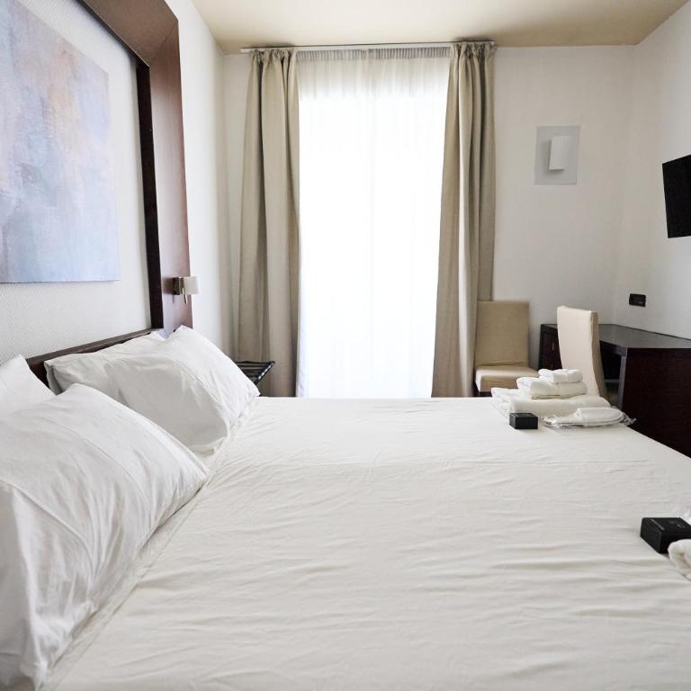 Gemini Rooms - Camera King Standard - 4