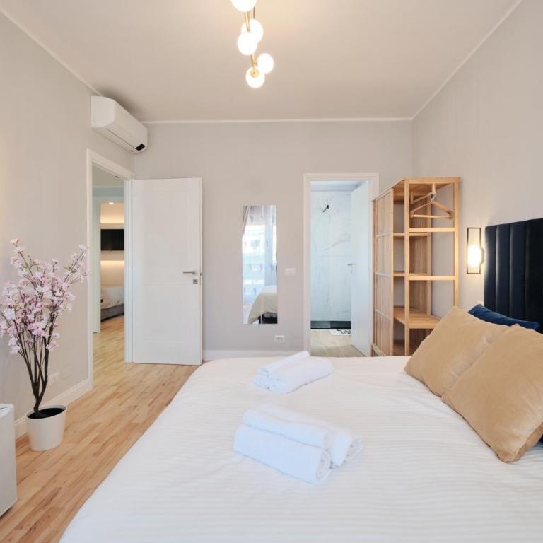 Bright Room 2 min Metro B 20 min Colosseum private bathroom swimming pool free parking - Camera Matrimoniale con Bagno Privato - 2